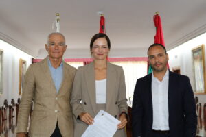 Fátimas Lemes posando