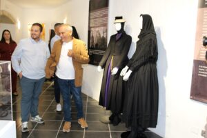 Exposición Alivio de duelo Casa de la Bodega Arona