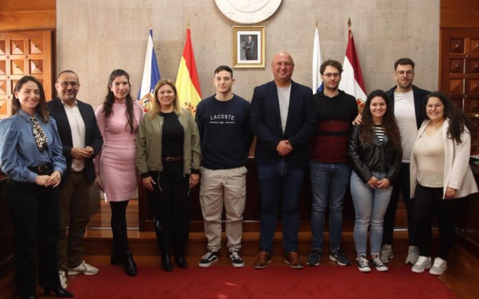 Primera experiencia laboral